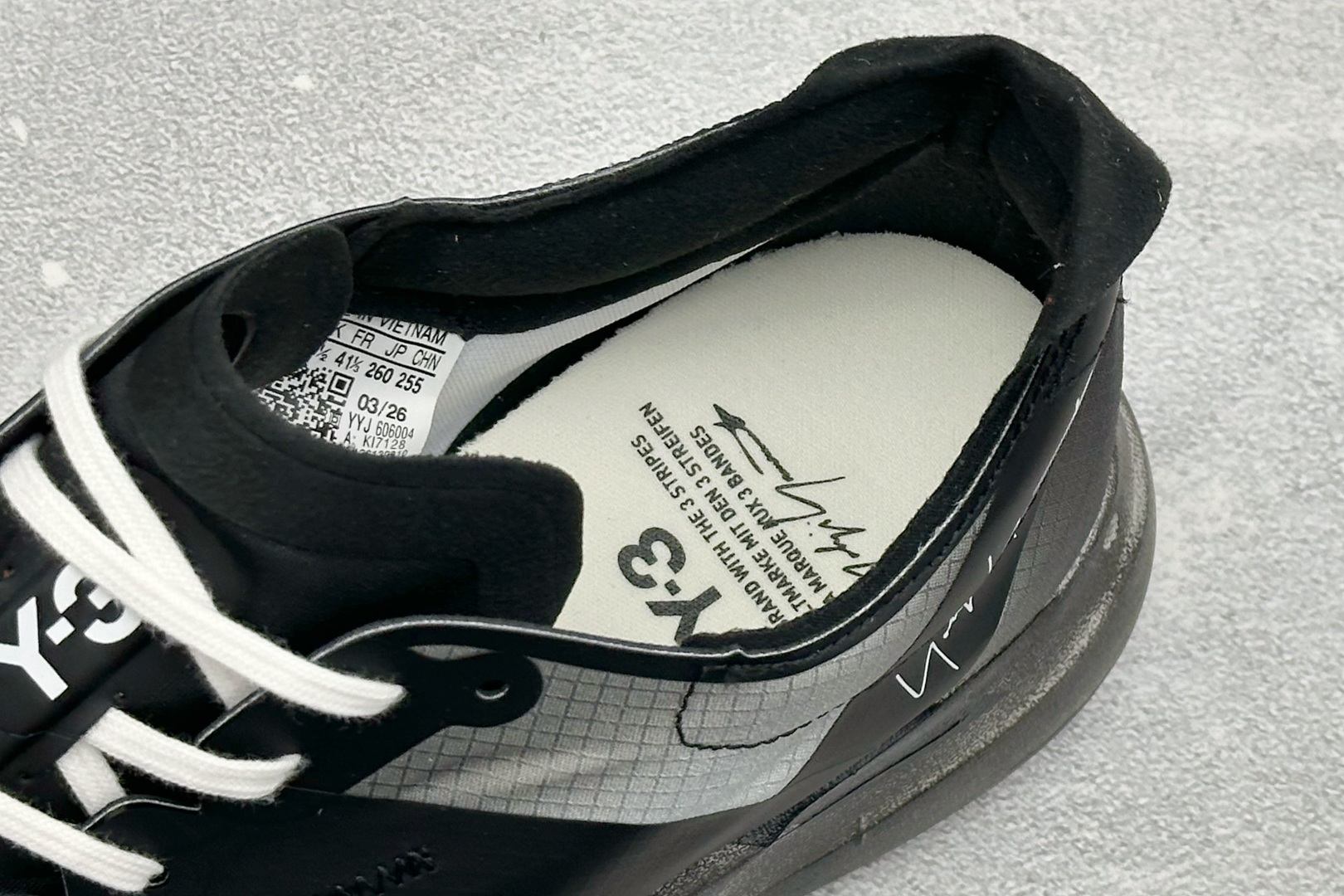 Y-3 x Adidas Adizero Adios 4 阿迪透气轻盈低帮跑步鞋 货号:KI7128 尺码:36 36. Y-3 x Adidas Adizero Adios 4 阿迪透气轻盈低帮跑步鞋 货号:KI7128 尺码:36 36.