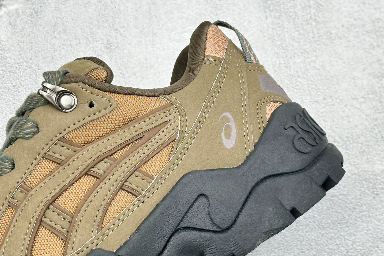 福利特价 Asics Gel-Pickax 亚瑟士 登山徒步 户外运动平衡减震 抗冲击支撑 防滑耐磨平衡轻便 户外功能鞋