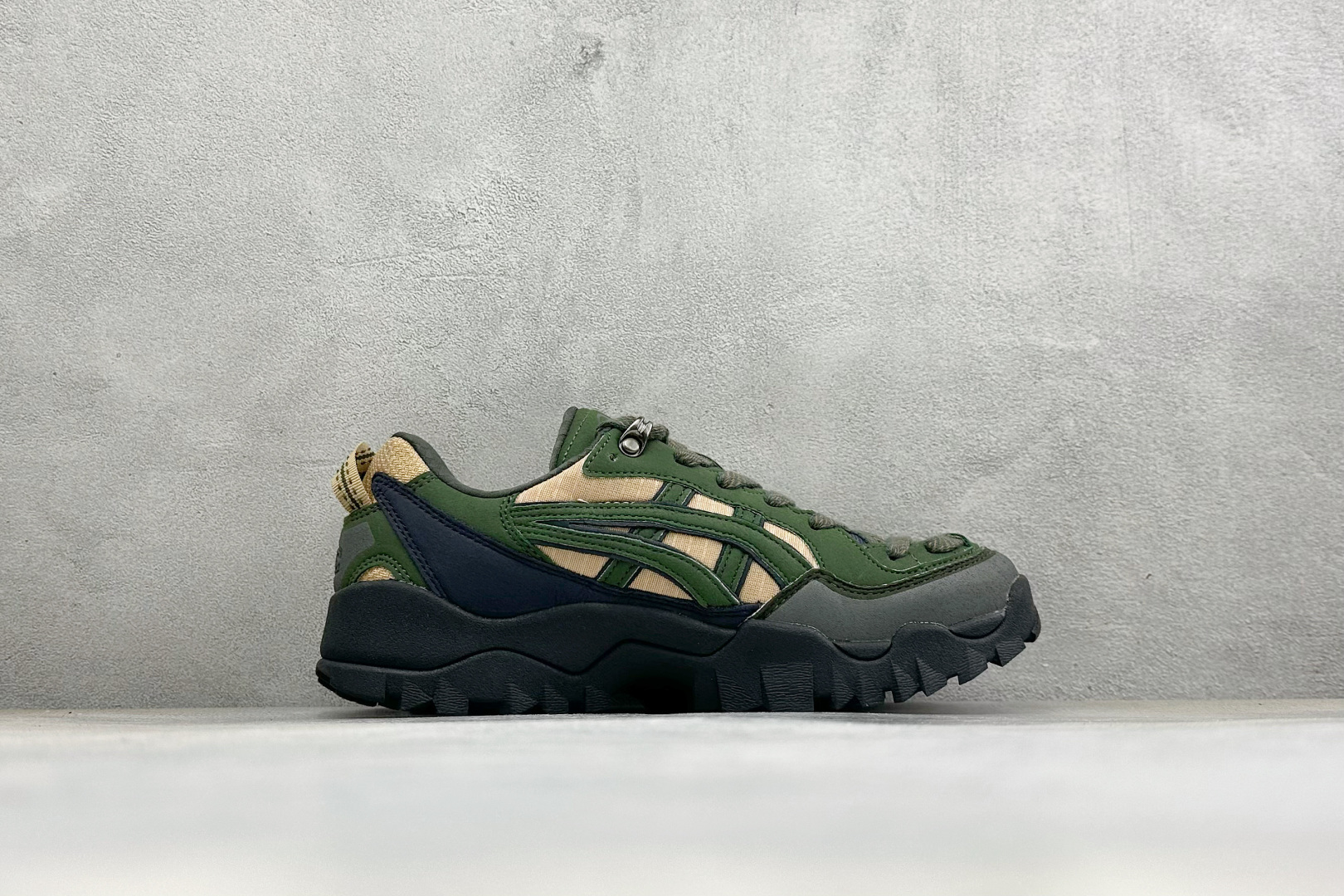 福利特价 Asics Gel-Pickax 亚瑟士 登山徒步 户外运动平衡减震 抗冲击支撑 防滑耐磨平衡轻便 户外功能鞋