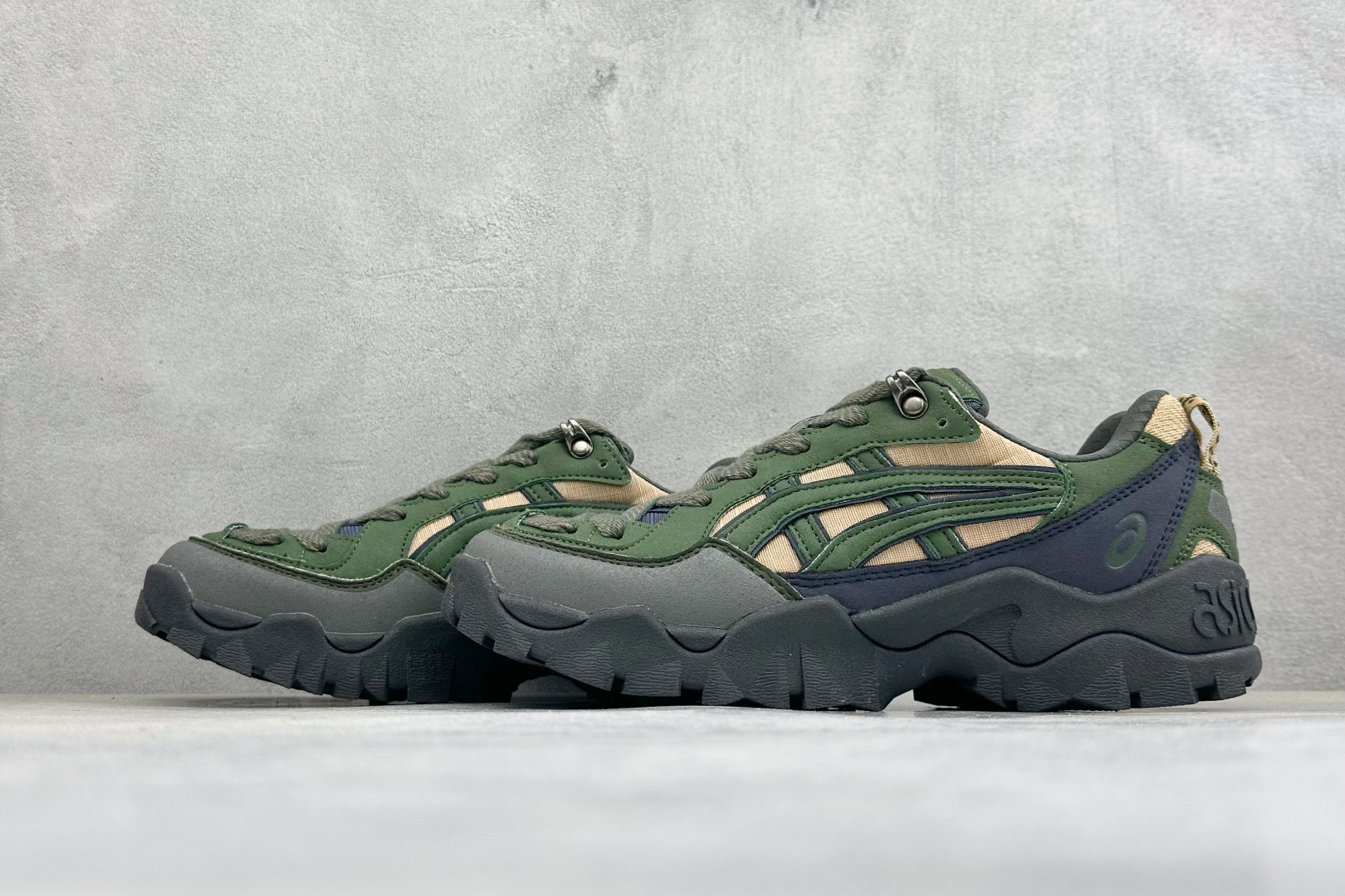 福利特价 Asics Gel-Pickax 亚瑟士 登山徒步 户外运动平衡减震 抗冲击支撑 防滑耐磨平衡轻便 户外功能鞋