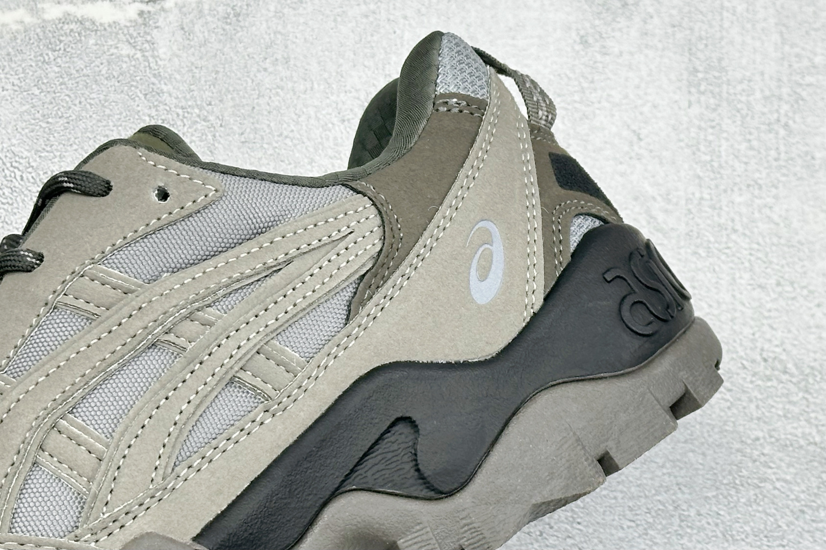 福利特价 Asics Gel-Pickax 亚瑟士 登山徒步 户外运动平衡减震 抗冲击支撑 防滑耐磨平衡轻便 户外功能鞋 福利特价 Asics Gel-Pickax 亚瑟士 登山徒步 户外运动平衡减震 抗冲击支撑 防滑耐磨平衡轻便 户外功能鞋