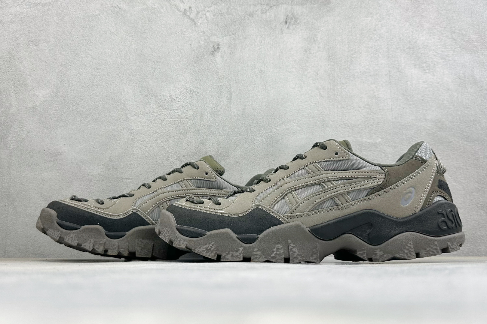 福利特价 Asics Gel-Pickax 亚瑟士 登山徒步 户外运动平衡减震 抗冲击支撑 防滑耐磨平衡轻便 户外功能鞋 福利特价 Asics Gel-Pickax 亚瑟士 登山徒步 户外运动平衡减震 抗冲击支撑 防滑耐磨平衡轻便 户外功能鞋