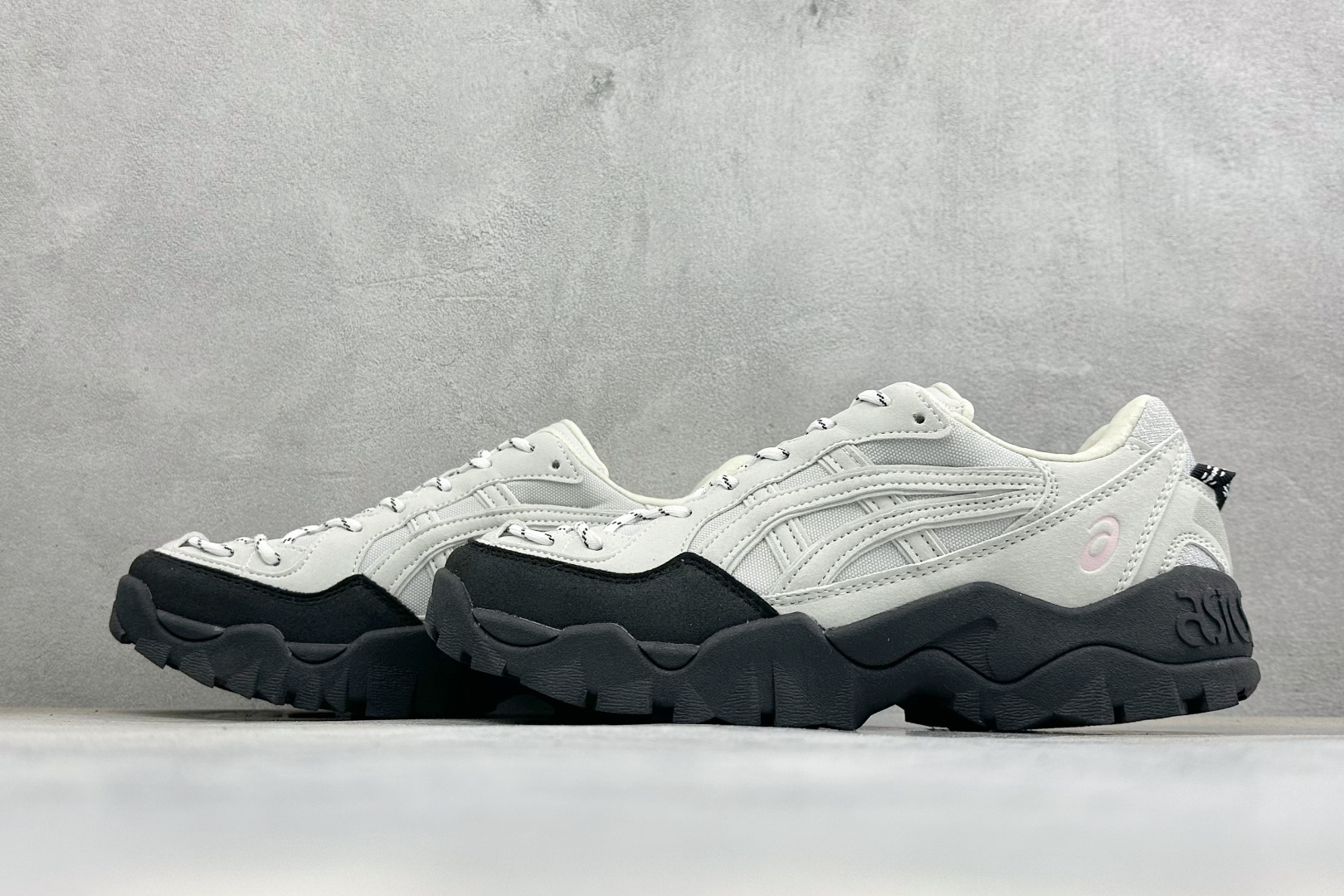 福利特价 Asics Gel-Pickax 亚瑟士 登山徒步 户外运动平衡减震 抗冲击支撑 防滑耐磨平衡轻便 户外功能鞋
