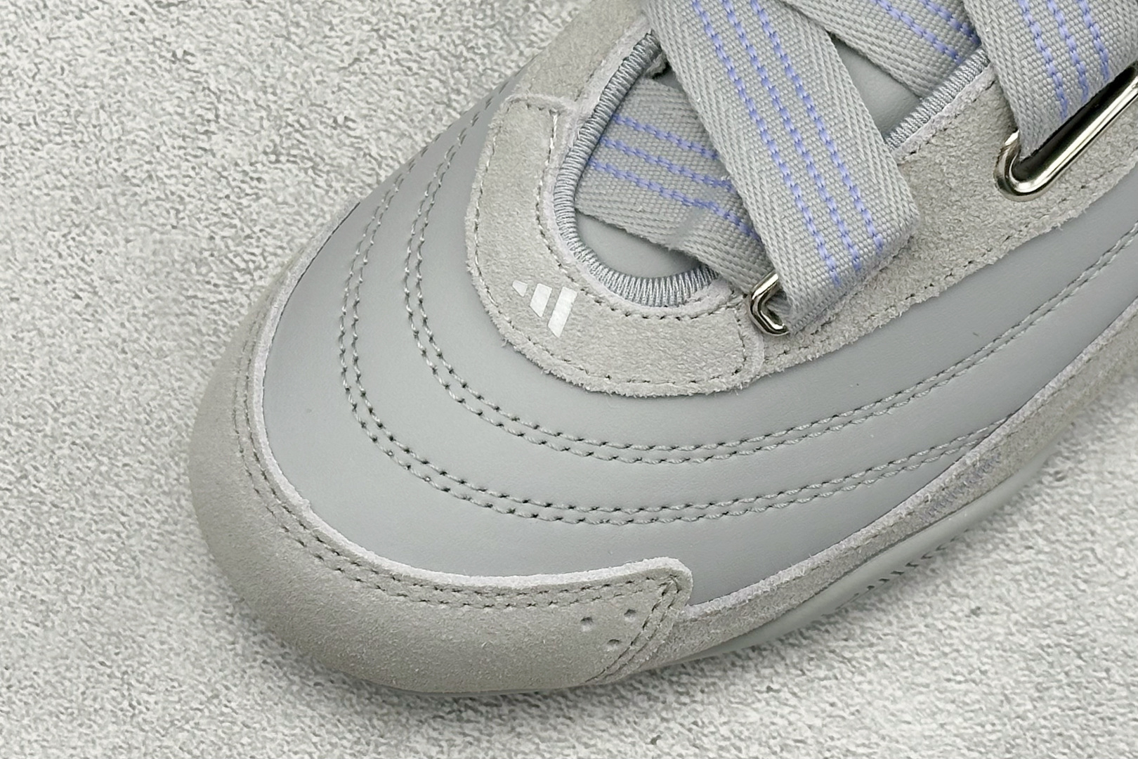 终端放店 XH版Adidas Urban Reverie 阿迪舒适时尚魔术贴防滑耐磨生活休闲鞋  货号：JQ9391 尺