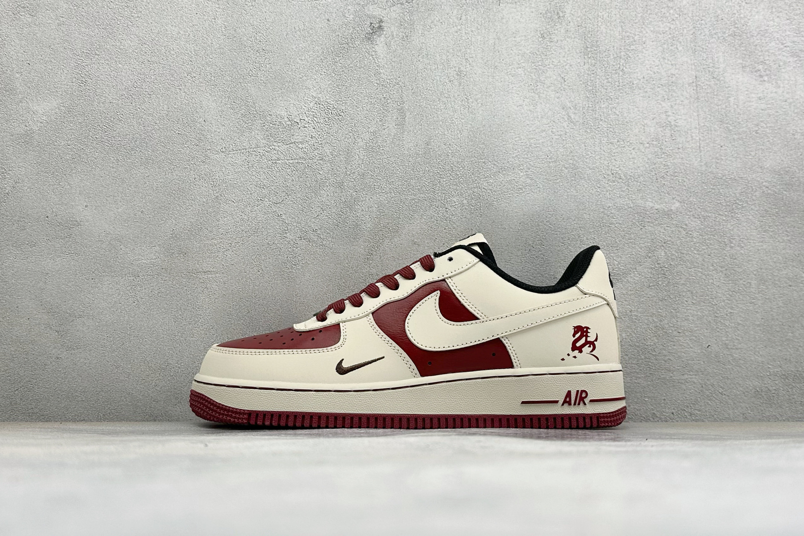 福利特价 Nike Air Force 1'07 Low 联名款 空军一号低帮休闲板鞋 #原楦原纸板 纯正空军版型 内置