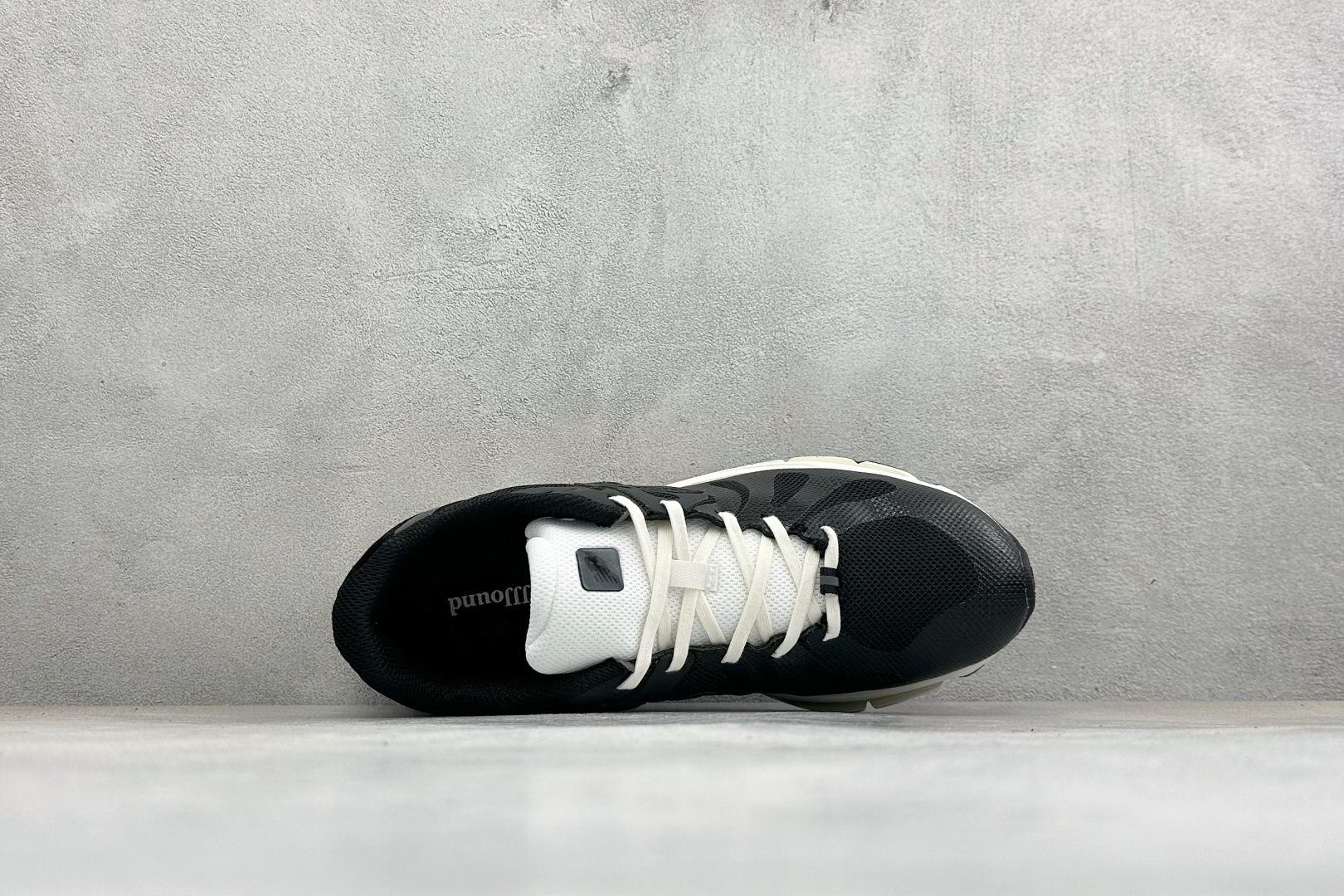 Stone Island x New Balance U1890系列 超轻量化低帮休闲运动慢跑鞋 原楦原纸版开发版型 Stone Island x New Balance U1890系列 超轻量化低帮休闲运动慢跑鞋 原楦原纸版开发版型