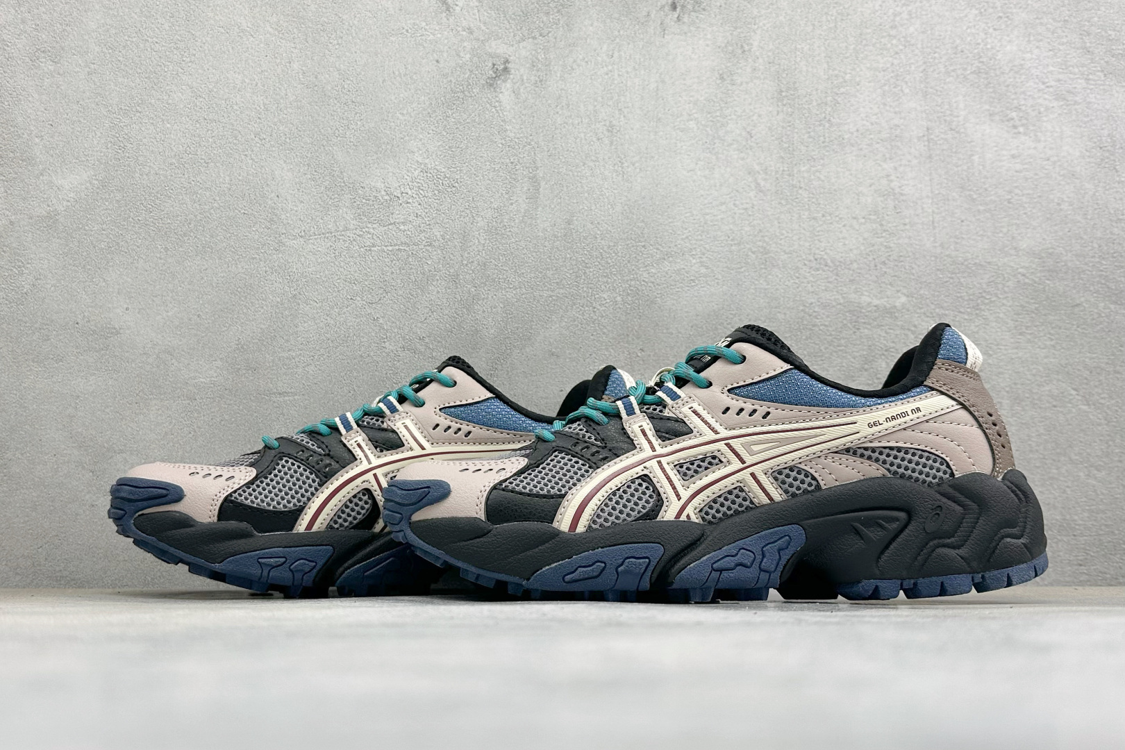 YD版Asics Gel-NANDI NR 亚瑟士运动休闲透气专业跑鞋 采用工程弹性双层再生针织密度鞋面材质 后跟3D可