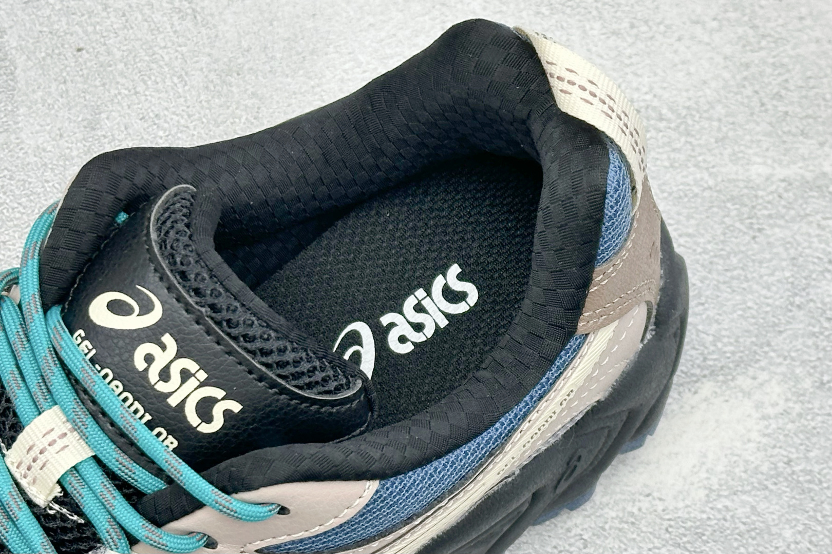 YD版Asics Gel-NANDI NR 亚瑟士运动休闲透气专业跑鞋 采用工程弹性双层再生针织密度鞋面材质 后跟3D可