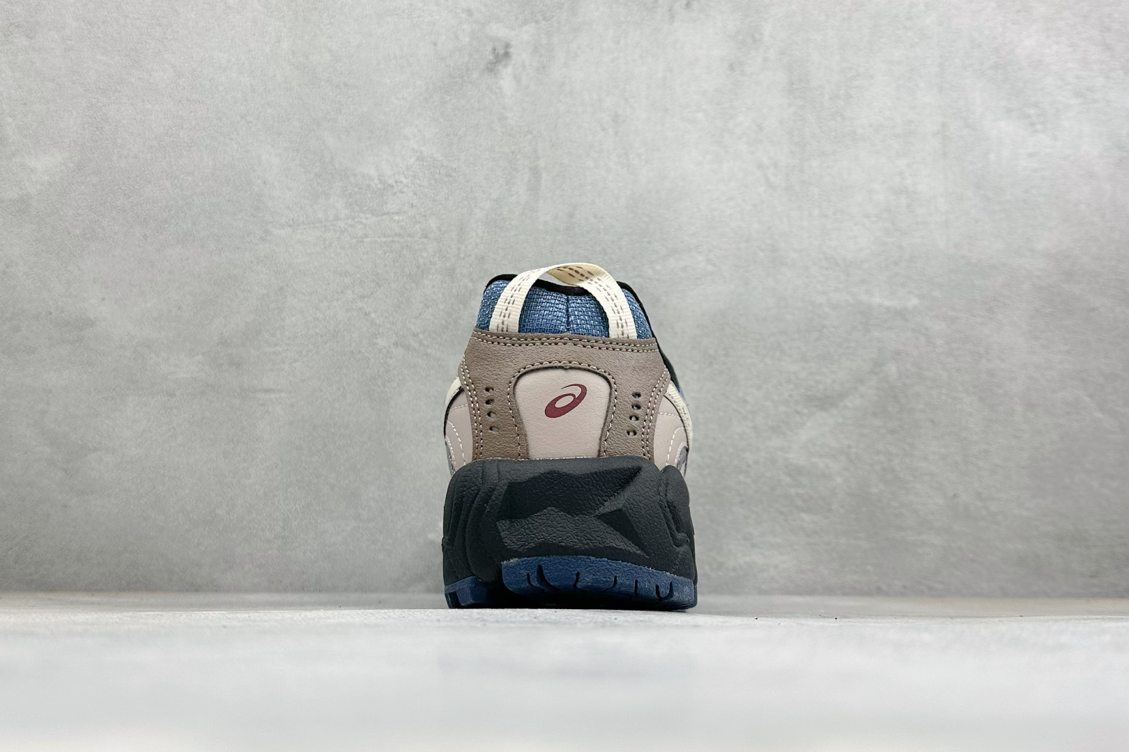 YD版Asics Gel-NANDI NR 亚瑟士运动休闲透气专业跑鞋 采用工程弹性双层再生针织密度鞋面材质 后跟3D可