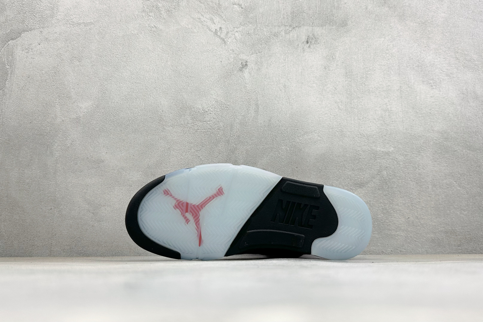 F版Air Jordan 5 Retro OG AJ5 乔5万圣节 #整鞋以黑色为主鞋面，中底火焰纹路；侧身23logo
