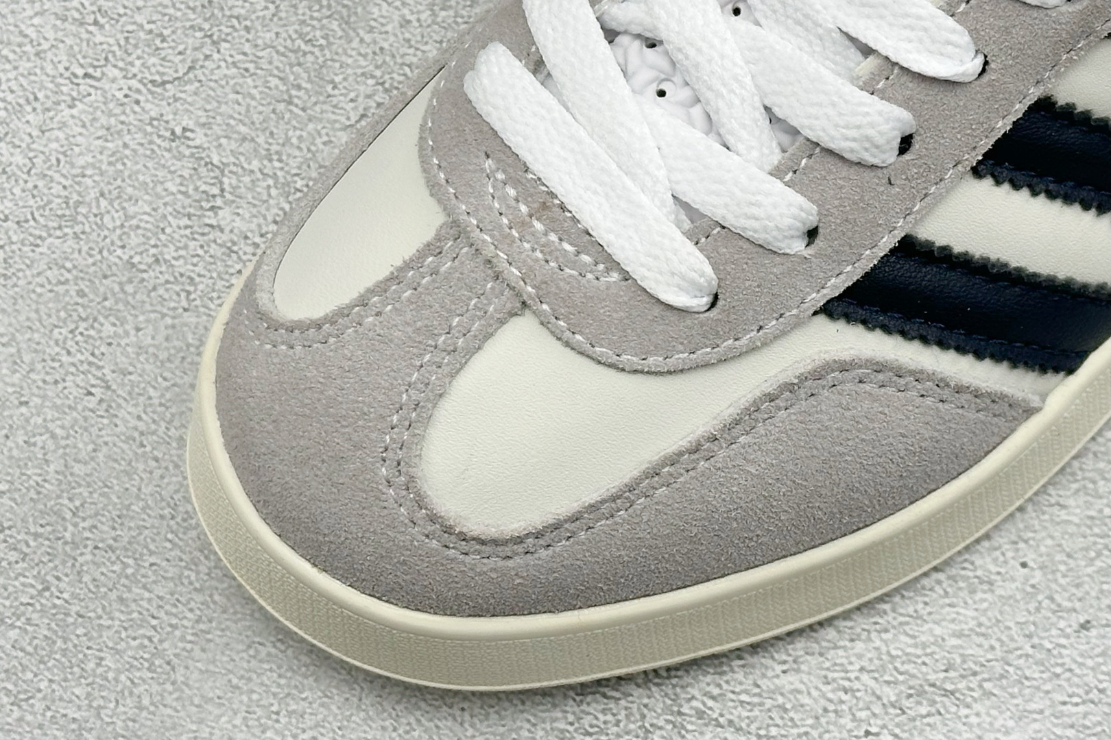 Gucci x Adidas Originals Gazelle INdoor 古驰联名 阿迪达斯 三叶草休闲防滑耐磨低