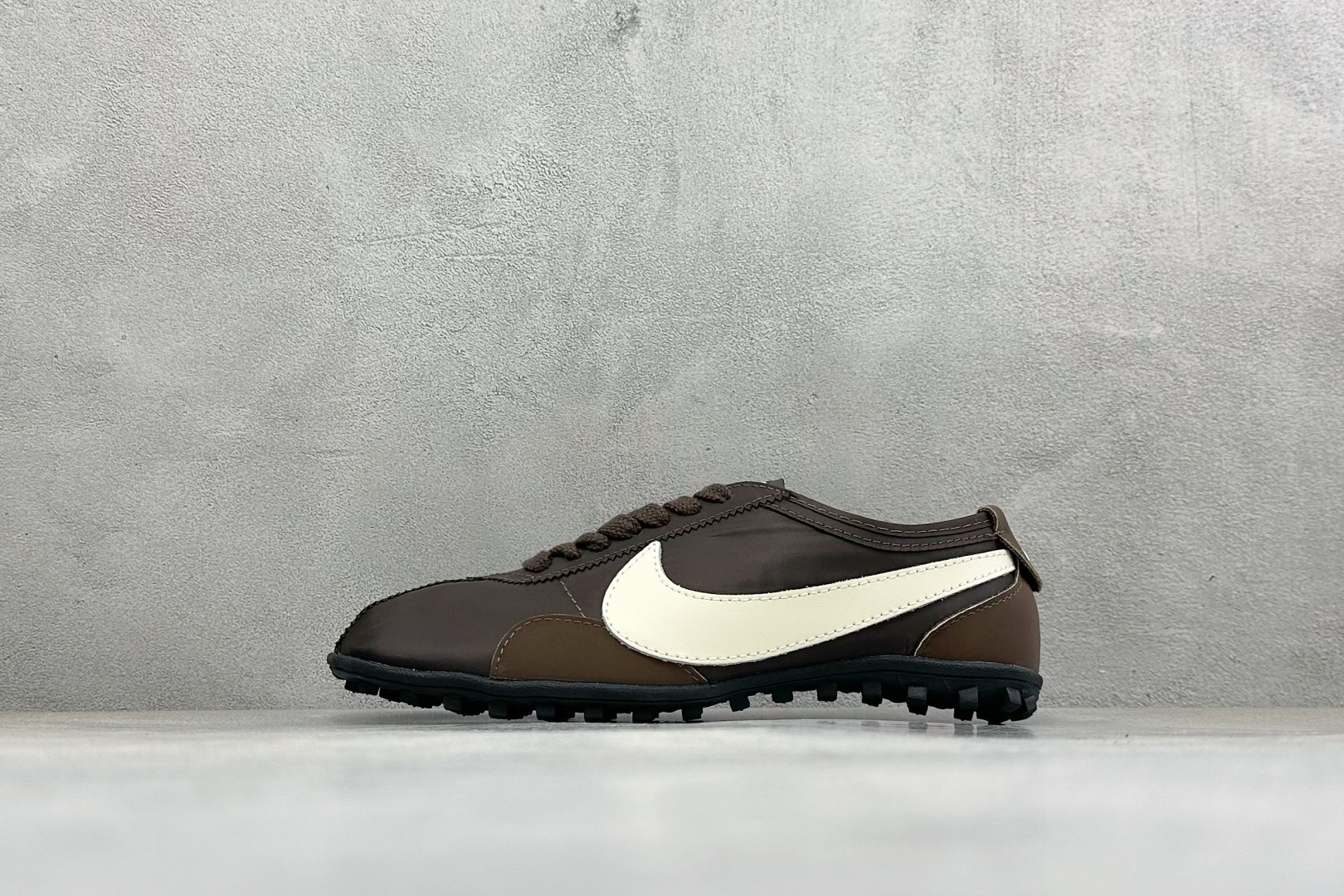 Nike Moon Shoe OG Summit 耐克 柔软舒适防滑耐磨 低帮休闲板鞋 货号: II0955-201 尺