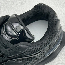 BF版New Balance 9060系列 新百伦 复古休闲运动慢跑鞋 鞋面大身由空间双格及磨砂鞋面拼接而生 采用大面积 BF版New Balance 9060系列 新百伦 复古休闲运动慢跑鞋 鞋面大身由空间双格及磨砂鞋面拼接而生 采用大面积