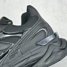 BF版New Balance 9060系列 新百伦 复古休闲运动慢跑鞋 鞋面大身由空间双格及磨砂鞋面拼接而生 采用大面积 BF版New Balance 9060系列 新百伦 复古休闲运动慢跑鞋 鞋面大身由空间双格及磨砂鞋面拼接而生 采用大面积