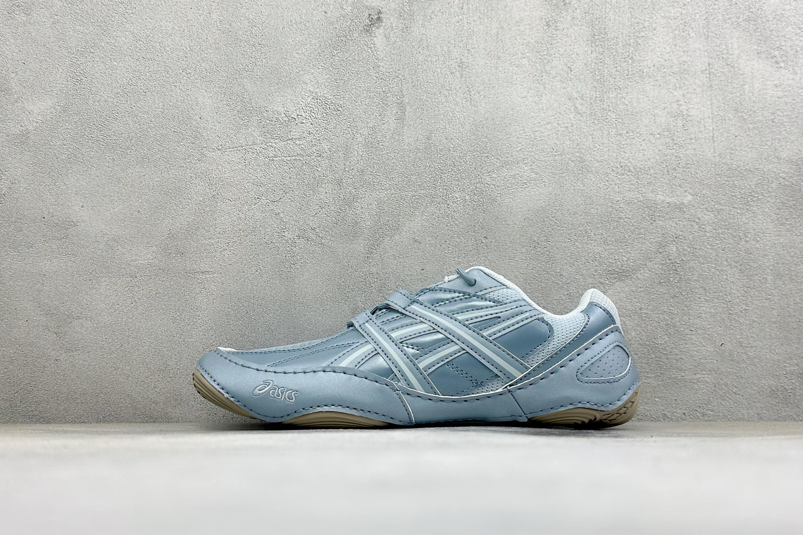 ZH版Asics Hypersync 亚瑟士 薄底德训 时尚经典透气包裹性轻便 低帮休闲板鞋 以复古之名 解锁街头新表达