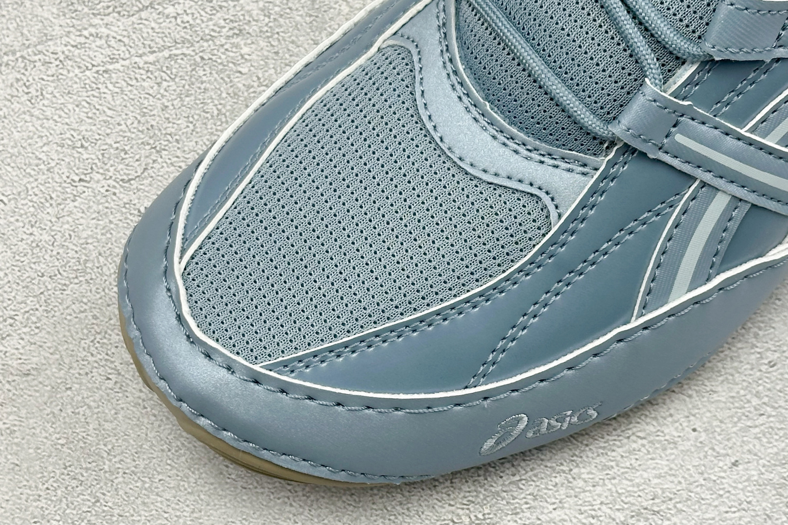 ZH版Asics Hypersync 亚瑟士 薄底德训 时尚经典透气包裹性轻便 低帮休闲板鞋 以复古之名 解锁街头新表达 ZH版Asics Hypersync 亚瑟士 薄底德训 时尚经典透气包裹性轻便 低帮休闲板鞋 以复古之名 解锁街头新表达