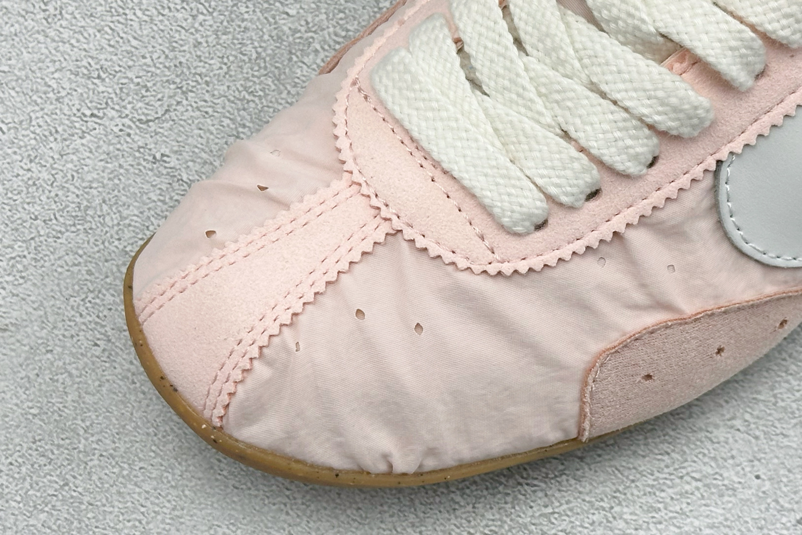 D版Jacquemus x Nike Moon Shoe SP 网红薄底低帮生活休闲鞋 #鞋面采用柔软的尼龙材质与麂皮拼 D版Jacquemus x Nike Moon Shoe SP 网红薄底低帮生活休闲鞋 #鞋面采用柔软的尼龙材质与麂皮拼