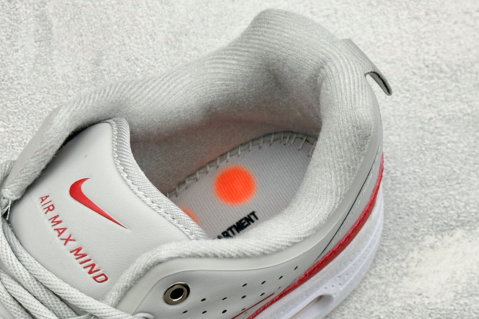 Y版NIKE AIR MAX I MIND 舒适百搭 防滑耐磨 低帮生活休闲鞋 货号：HQ1808-105 尺码：36-