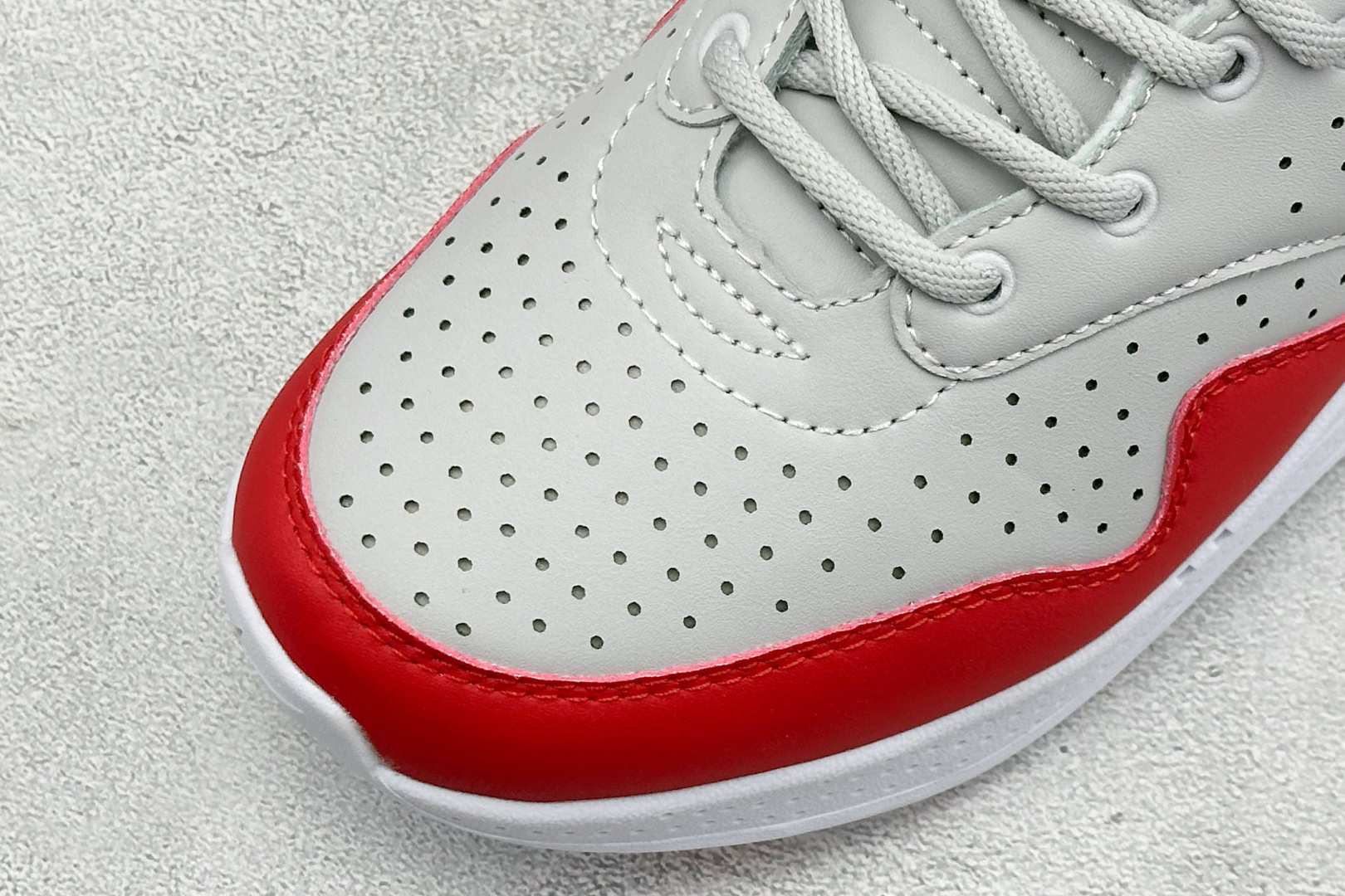 Y版NIKE AIR MAX I MIND 舒适百搭 防滑耐磨 低帮生活休闲鞋 货号：HQ1808-105 尺码：36-