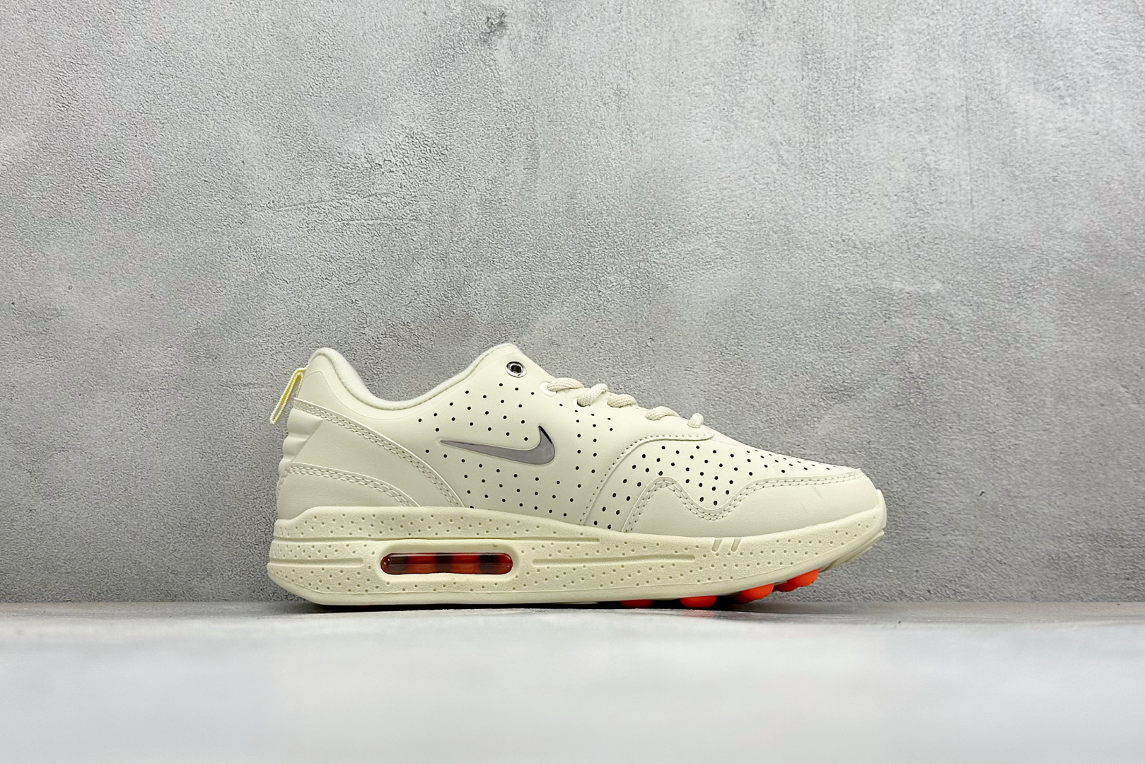Y版NIKE AIR MAX I MIND 舒适百搭 防滑耐磨 低帮生活休闲鞋 货号：HQ1808-200 尺码：36-