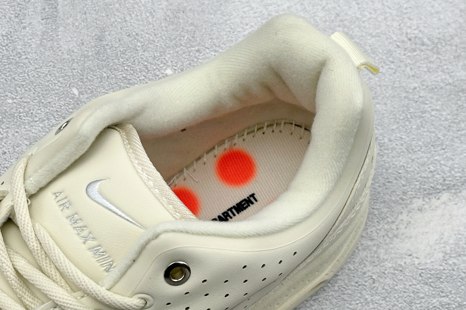 Y版NIKE AIR MAX I MIND 舒适百搭 防滑耐磨 低帮生活休闲鞋 货号：HQ1808-200 尺码：36-