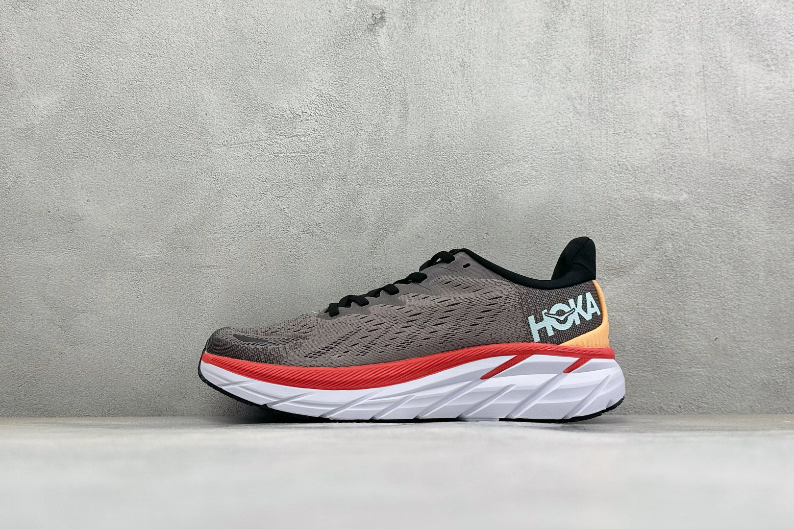 福利特价 Hoka One One Clifton 8 公路减震防滑休闲跑鞋 货号：-LRNC 尺码：36-45 