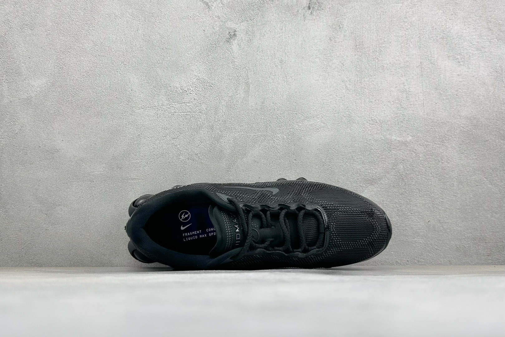 纯原Nike Air Liquid Max 舒适贴合耐磨防滑 气垫缓震 低帮运动跑步鞋 时尚舒适的穿着感受和出众格调 鞋