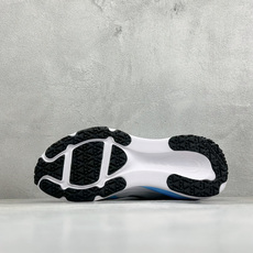XM版Nike VOMERO 18 GTX 舒适减震防滑低帮跑步鞋 全掌ReactX泡绵中底 前掌和后跟还配备了Air XM版Nike VOMERO 18 GTX 舒适减震防滑低帮跑步鞋 全掌ReactX泡绵中底 前掌和后跟还配备了Air