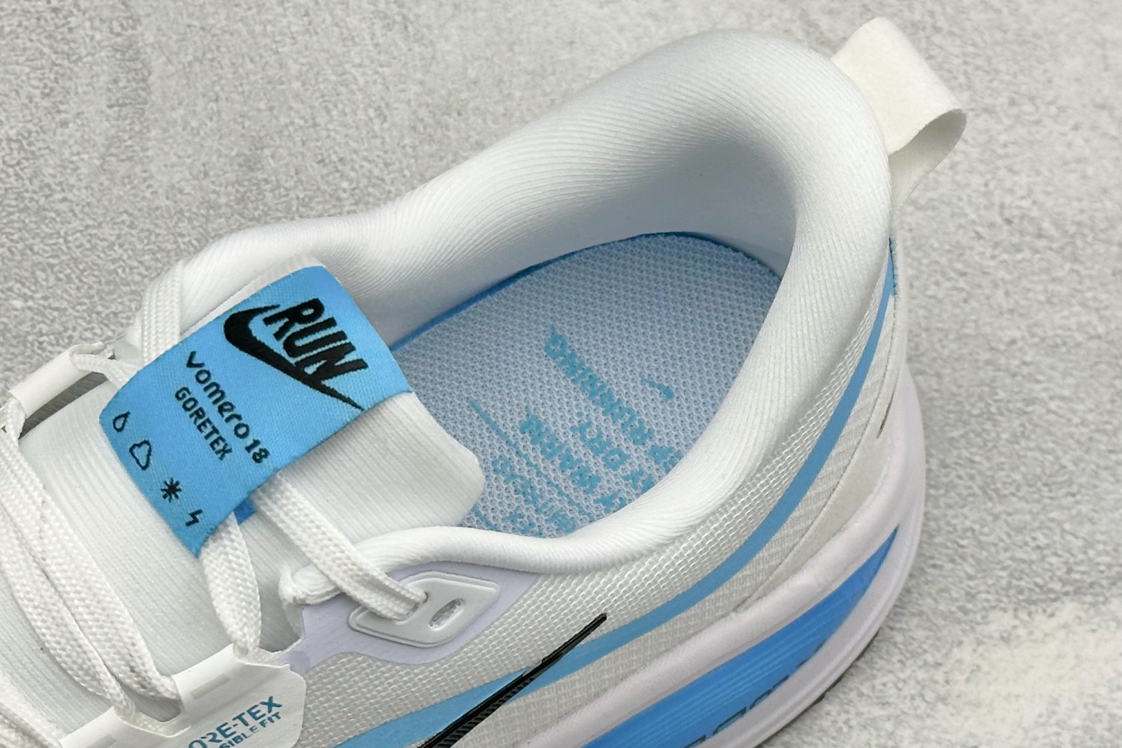 XM版Nike VOMERO 18 GTX 舒适减震防滑低帮跑步鞋 全掌ReactX泡绵中底 前掌和后跟还配备了Air XM版Nike VOMERO 18 GTX 舒适减震防滑低帮跑步鞋 全掌ReactX泡绵中底 前掌和后跟还配备了Air
