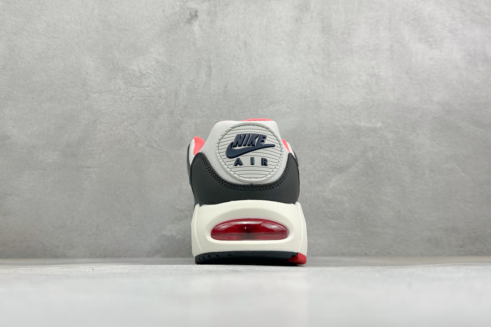 NK Air Max Correlate 关联系列低帮气垫百搭休闲运动慢跑鞋 选用网眼鞋面 脚感舒适透气 鞋舌、鞋侧及后