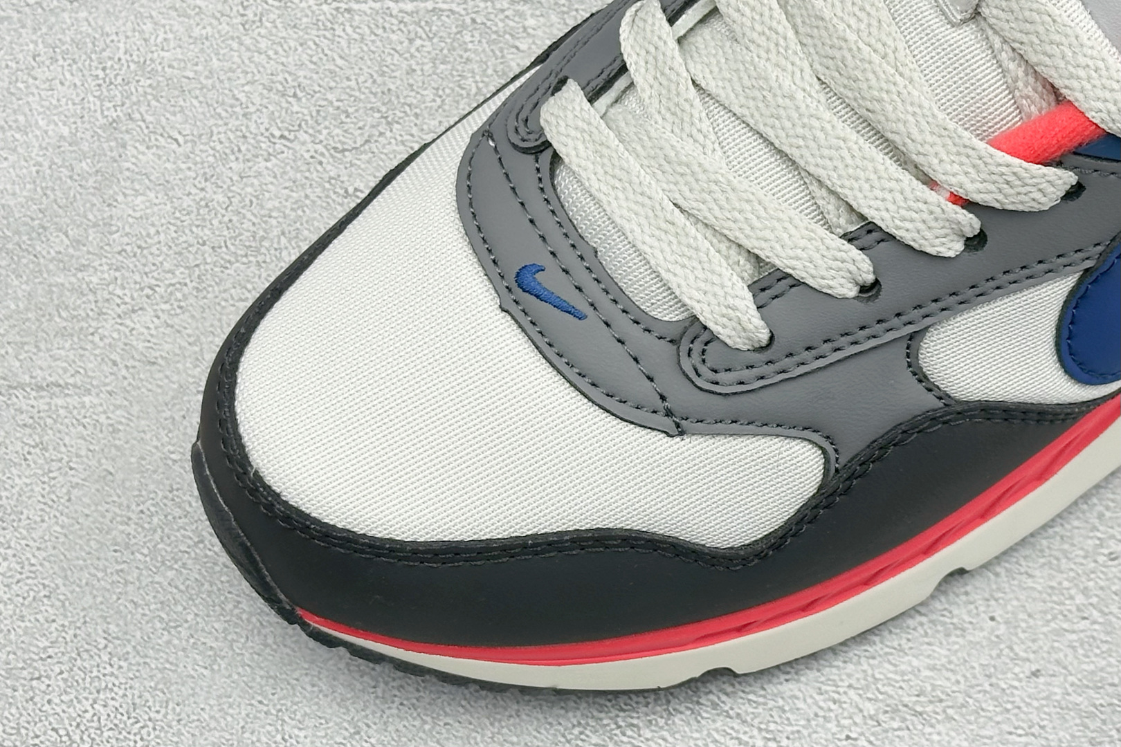 NK Air Max Correlate 关联系列低帮气垫百搭休闲运动慢跑鞋 选用网眼鞋面 脚感舒适透气 鞋舌、鞋侧及后