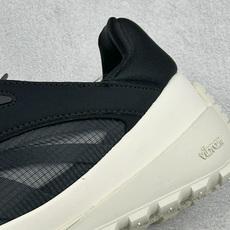 Moncler 盟可睐/蒙口 Trailgrip GTX 抗撕裂材质山地户外运动鞋 鞋身采用Cordura防撕裂尼龙/G Moncler 盟可睐/蒙口 Trailgrip GTX 抗撕裂材质山地户外运动鞋 鞋身采用Cordura防撕裂尼龙/G