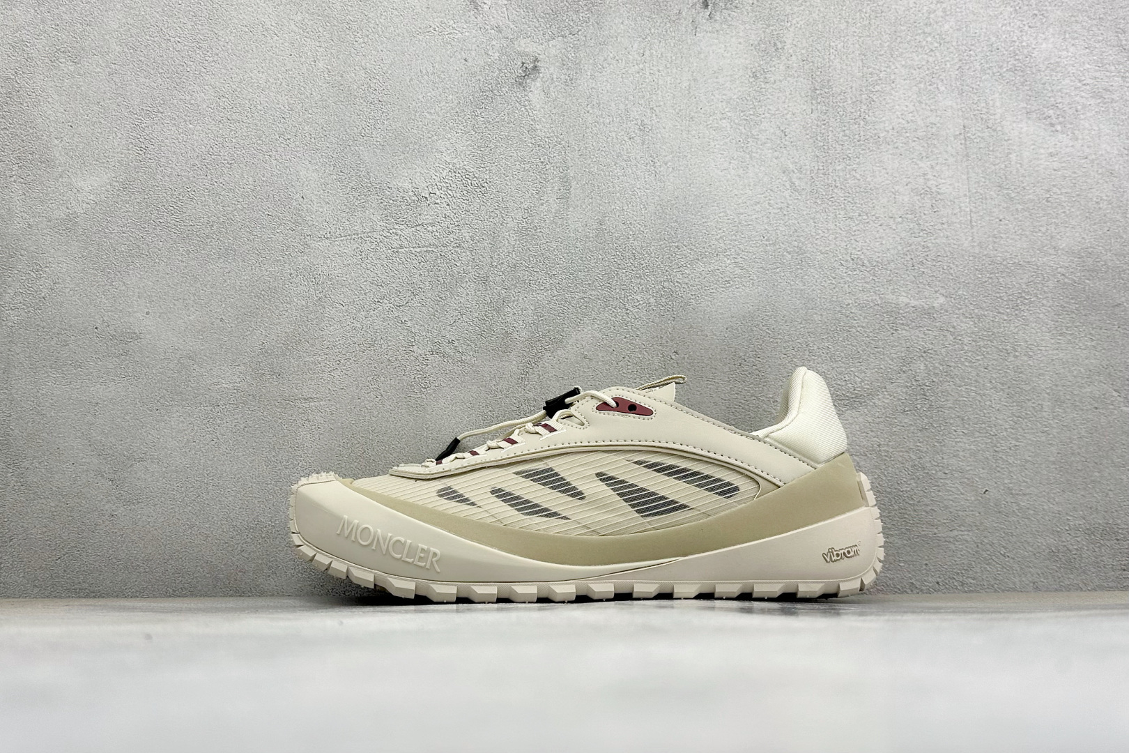 Moncler 盟可睐/蒙口 Trailgrip GTX 抗撕裂材质山地户外运动鞋 鞋身采用Cordura防撕裂尼龙/G