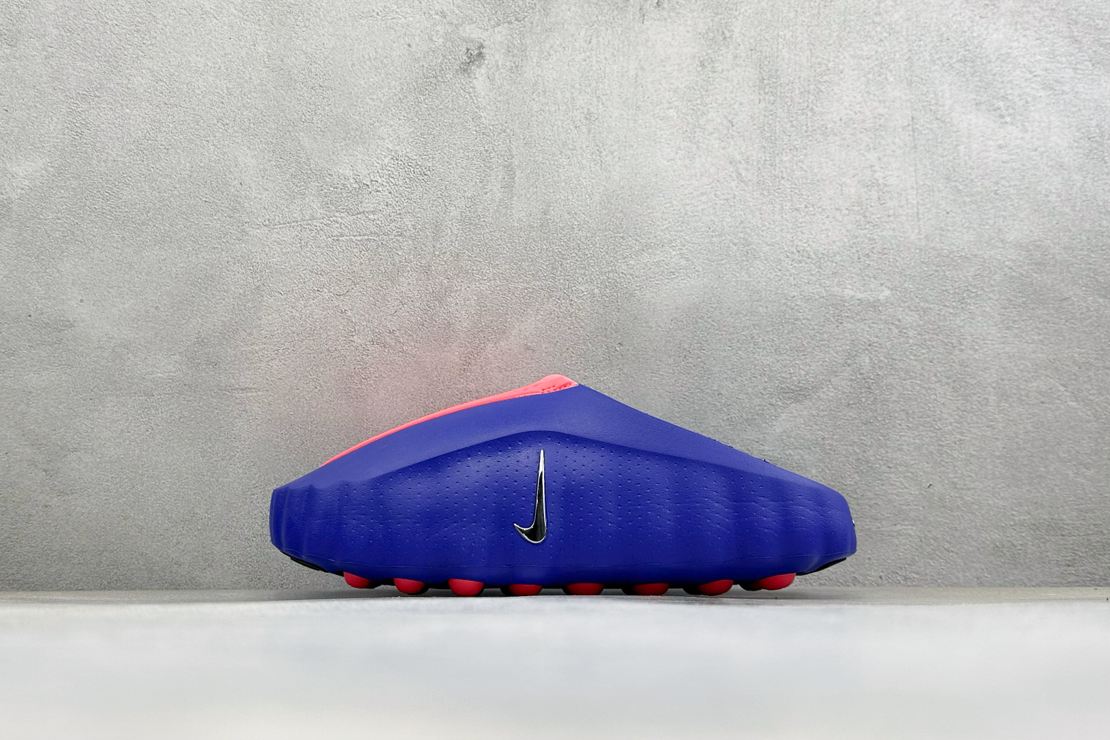 S2纯原Nike Mind 001 神经科学足底按摩拖鞋 #纯原1:1 从神经科学中汲取灵感 鞋面采用穿孔透气织物材质 