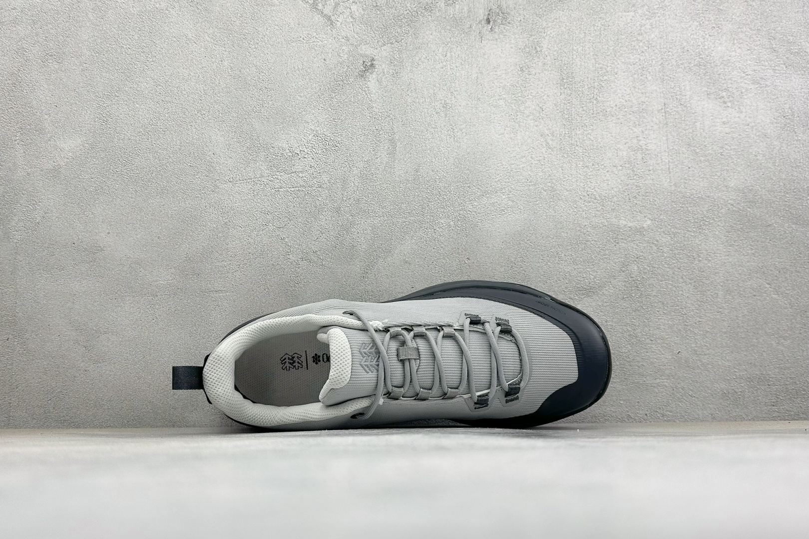 M版可隆KOLON SPORT MA APPROACH VENTI 户外V底止滑 防滑徒步鞋 货号：LUFH6MN012