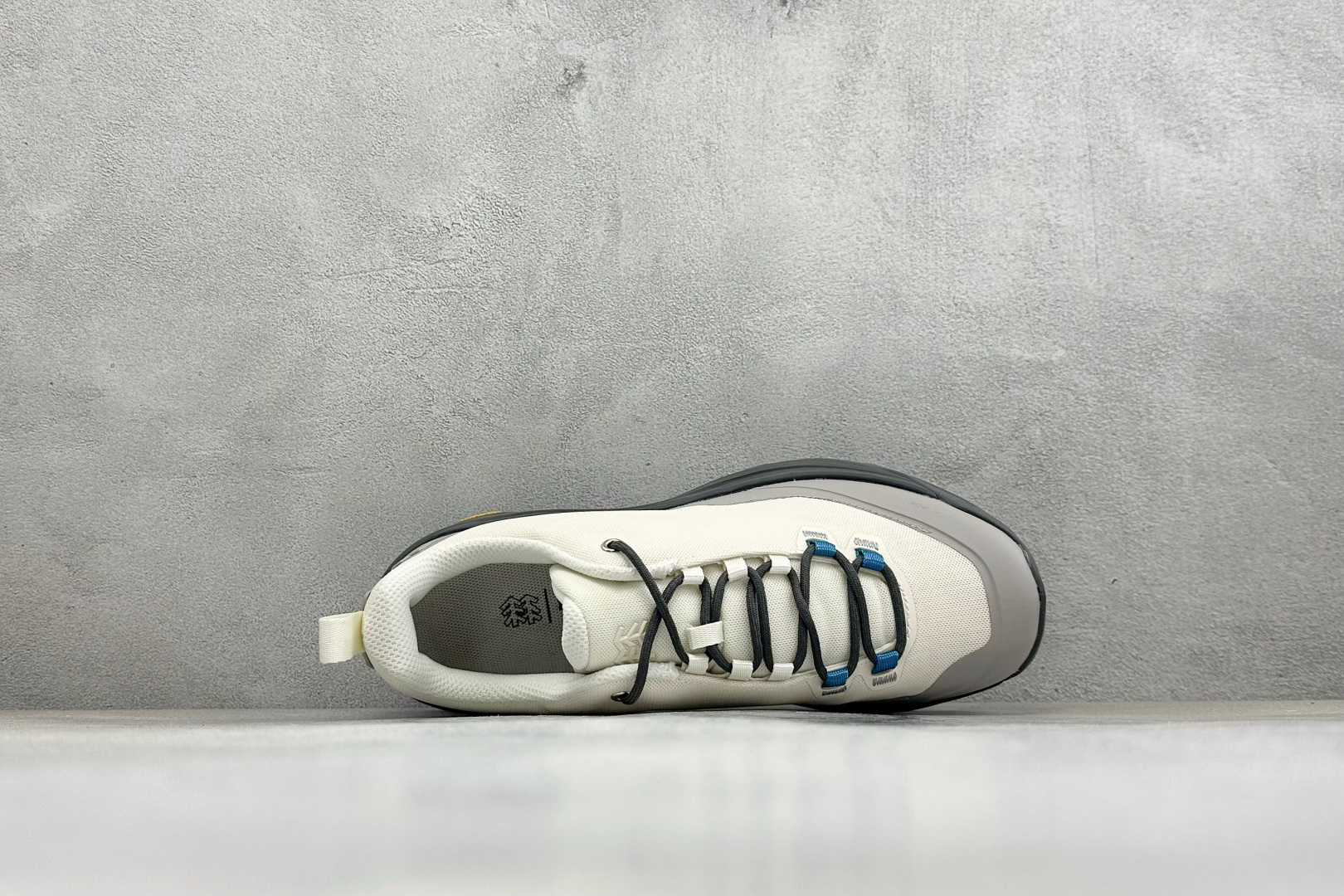 M版可隆KOLON SPORT MA APPROACH VENTI 户外V底止滑 防滑徒步鞋 货号：LUFH6MN012