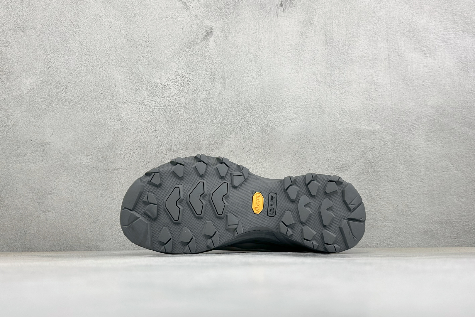 M版可隆KOLON SPORT MA APPROACH VENTI 户外V底止滑 防滑徒步鞋 货号：LUFH6MN012