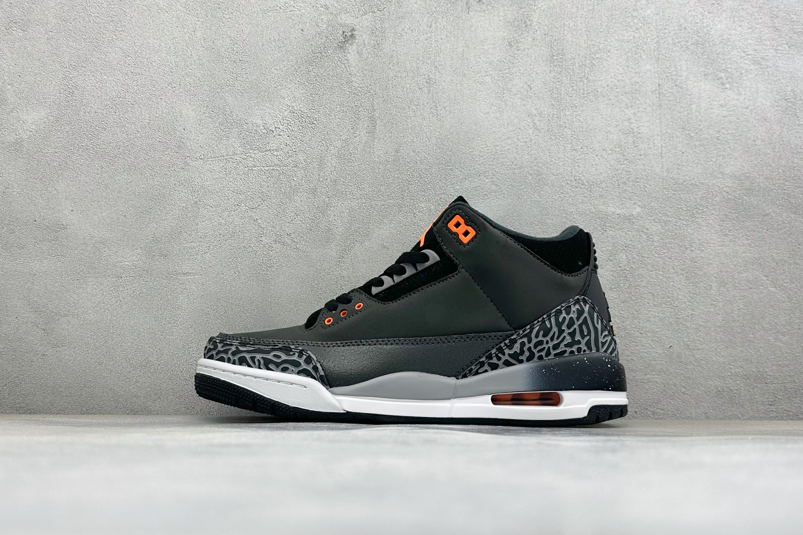福利特价 Air Jordan 3 Retro 迈克尔·乔丹AJ3代中帮复古休闲运动文化篮球鞋 货号: CT8532-0