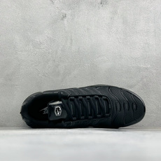 Nike Air Max Plus TN气垫运动跑鞋 TK纯原生产线出品 真正的用心研发 一点一点抠出来的 品质品控细节 Nike Air Max Plus TN气垫运动跑鞋 TK纯原生产线出品 真正的用心研发 一点一点抠出来的 品质品控细节