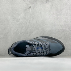 RS版Adidas Adizero Evo SL ATR M 阿迪超轻透气缓震跑鞋 整体外观造型与adiZero Ad RS版Adidas Adizero Evo SL ATR M 阿迪超轻透气缓震跑鞋 整体外观造型与adiZero Ad