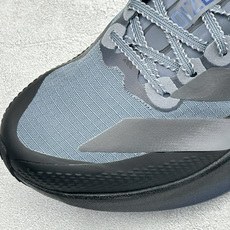 RS版Adidas Adizero Evo SL ATR M 阿迪超轻透气缓震跑鞋 整体外观造型与adiZero Ad RS版Adidas Adizero Evo SL ATR M 阿迪超轻透气缓震跑鞋 整体外观造型与adiZero Ad