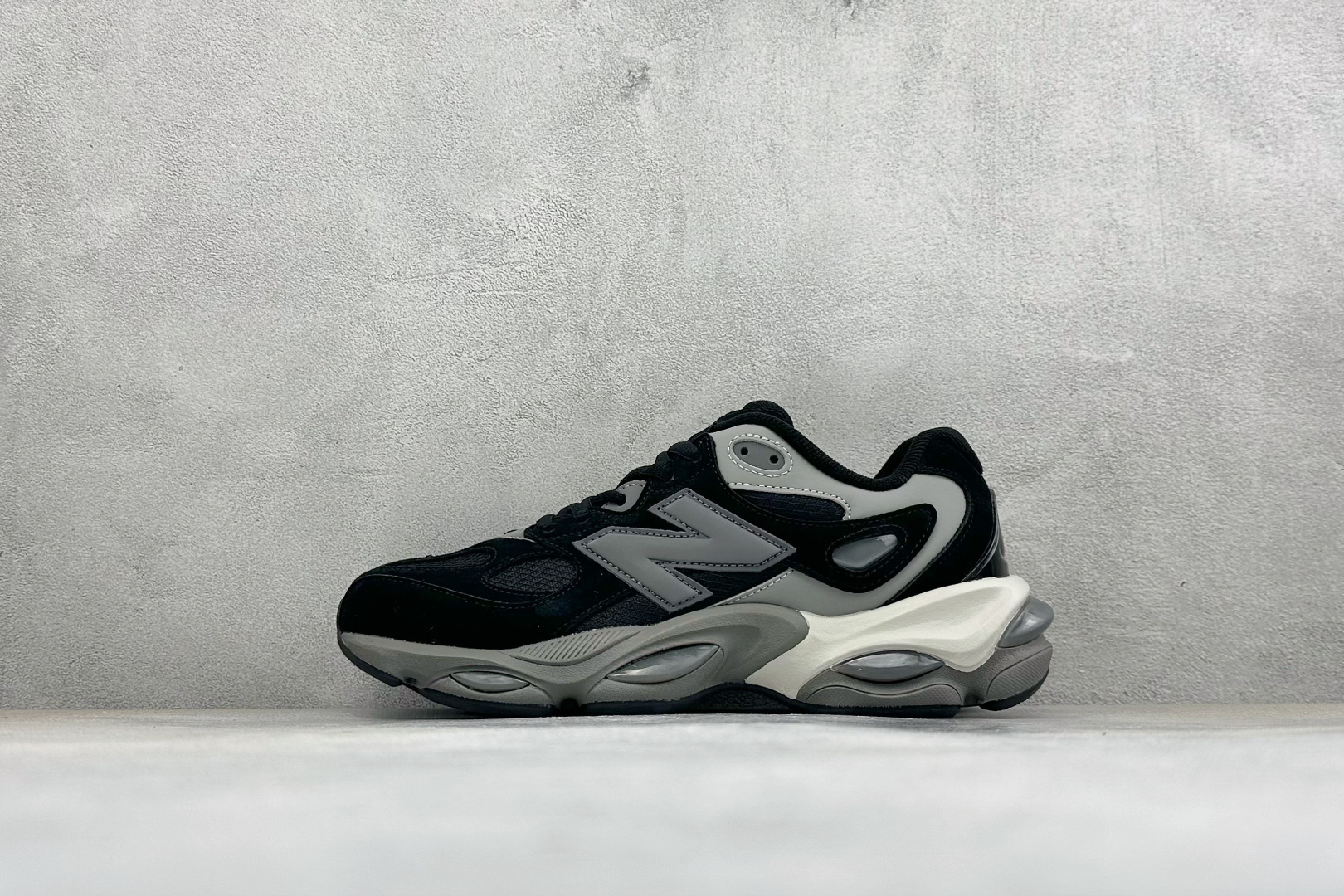TG版New Balance 983系列 新百伦 复古休闲运动慢跑鞋 货号: U983LK Size: 36 37 37 TG版New Balance 983系列 新百伦 复古休闲运动慢跑鞋 货号: U983LK Size: 36 37 37