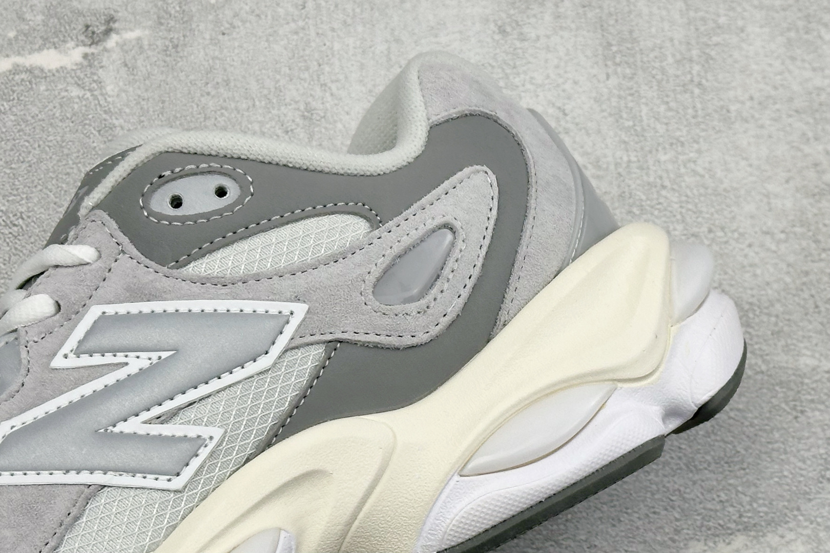 TG版New Balance 983系列 新百伦 复古休闲运动慢跑鞋 货号: U9837RY Size: 36 37 3