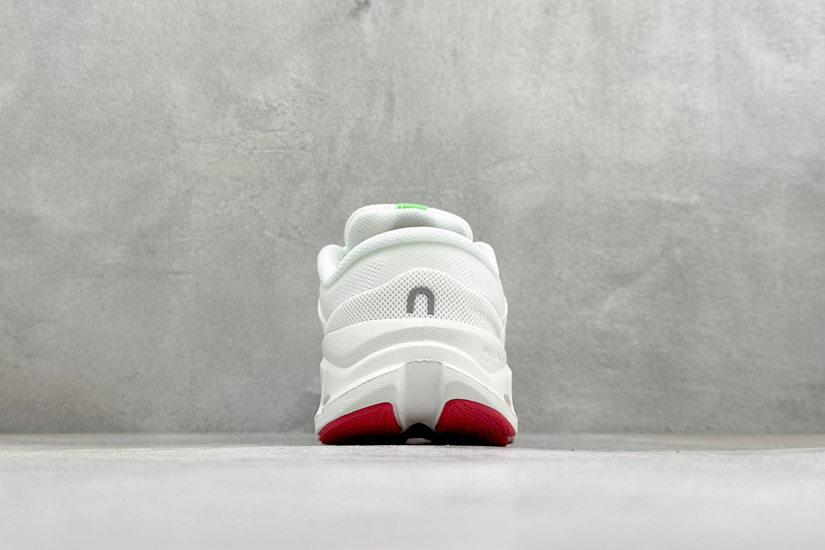 终端放店 CX版On昂跑 Cloud X 5系列低帮轻量舒适多功能休闲运动跑鞋 采用工程飞织网布组合再生聚酯纤维鞋面材质 终端放店 CX版On昂跑 Cloud X 5系列低帮轻量舒适多功能休闲运动跑鞋 采用工程飞织网布组合再生聚酯纤维鞋面材质