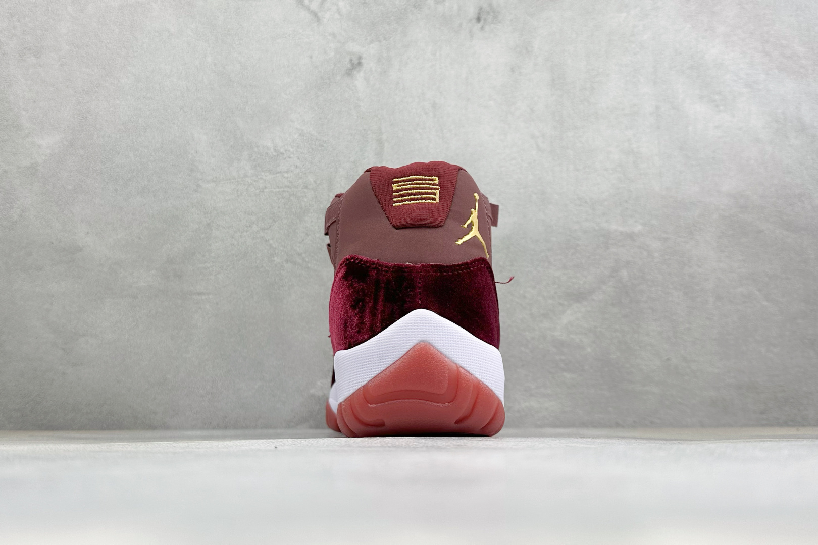 福利特价 Air Jordan AJ11 Retro 高帮篮球鞋 原楦原档案数据开模打造 原厂中底拉帮钢印 原厂漆皮 防 福利特价 Air Jordan AJ11 Retro 高帮篮球鞋 原楦原档案数据开模打造 原厂中底拉帮钢印 原厂漆皮 防