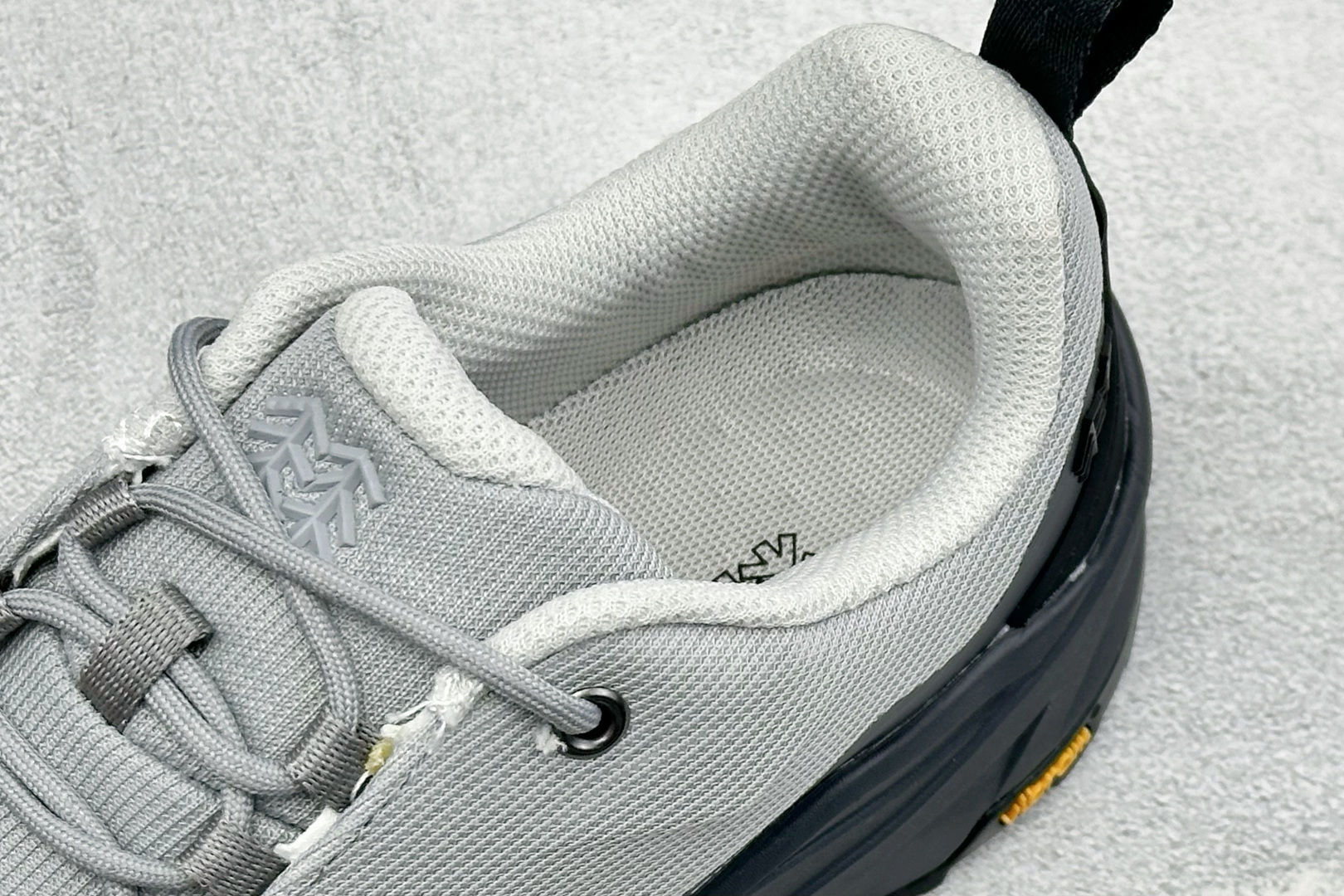 C版可隆KOLON SPORT MA APPROACH VENTI 户外V底止滑 防滑徒步鞋 专为技术地形的接近路段设计 C版可隆KOLON SPORT MA APPROACH VENTI 户外V底止滑 防滑徒步鞋 专为技术地形的接近路段设计