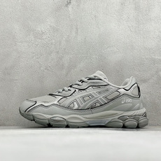 Asics Gel-NYC 亚瑟士运动休闲透气专业跑鞋 鞋面采用反绒皮与网布拼接 透气舒适兼具休闲时尚 结合简明的配色 Asics Gel-NYC 亚瑟士运动休闲透气专业跑鞋 鞋面采用反绒皮与网布拼接 透气舒适兼具休闲时尚 结合简明的配色