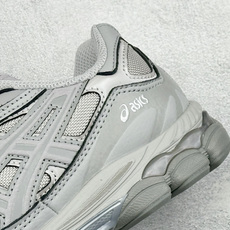 Asics Gel-NYC 亚瑟士运动休闲透气专业跑鞋 鞋面采用反绒皮与网布拼接 透气舒适兼具休闲时尚 结合简明的配色 Asics Gel-NYC 亚瑟士运动休闲透气专业跑鞋 鞋面采用反绒皮与网布拼接 透气舒适兼具休闲时尚 结合简明的配色