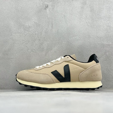 VEJA ESPLAR 休闲轻便耐磨经典跑步鞋 不撞款的运动鞋👟|法国小众品牌Veja,增高于有形,Veja小白鞋妥妥的 VEJA ESPLAR 休闲轻便耐磨经典跑步鞋 不撞款的运动鞋👟|法国小众品牌Veja,增高于有形,Veja小白鞋妥妥的