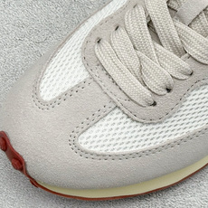 VEJA ESPLAR 休闲轻便耐磨经典跑步鞋 不撞款的运动鞋👟|法国小众品牌Veja,增高于有形,Veja小白鞋妥妥的 VEJA ESPLAR 休闲轻便耐磨经典跑步鞋 不撞款的运动鞋👟|法国小众品牌Veja,增高于有形,Veja小白鞋妥妥的